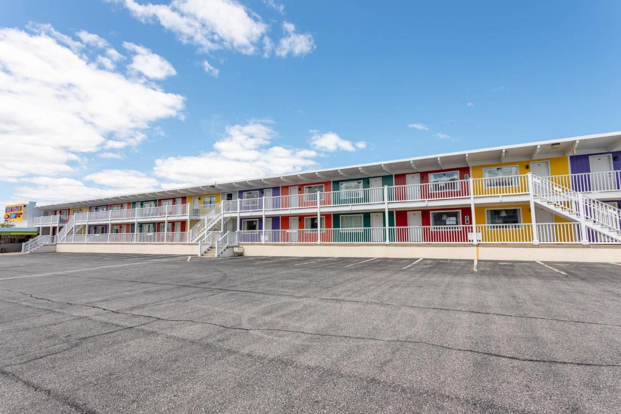 Fish Tales Boardwalk Inn & Ocean Mecca Motel Ocean Stadt Exterior foto