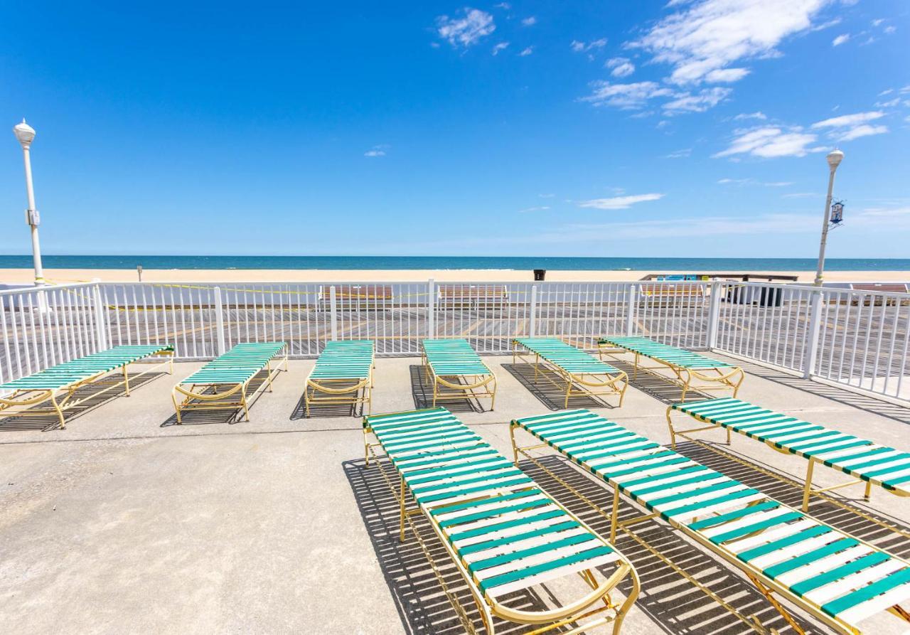 Fish Tales Boardwalk Inn & Ocean Mecca Motel Ocean Stadt Exterior foto