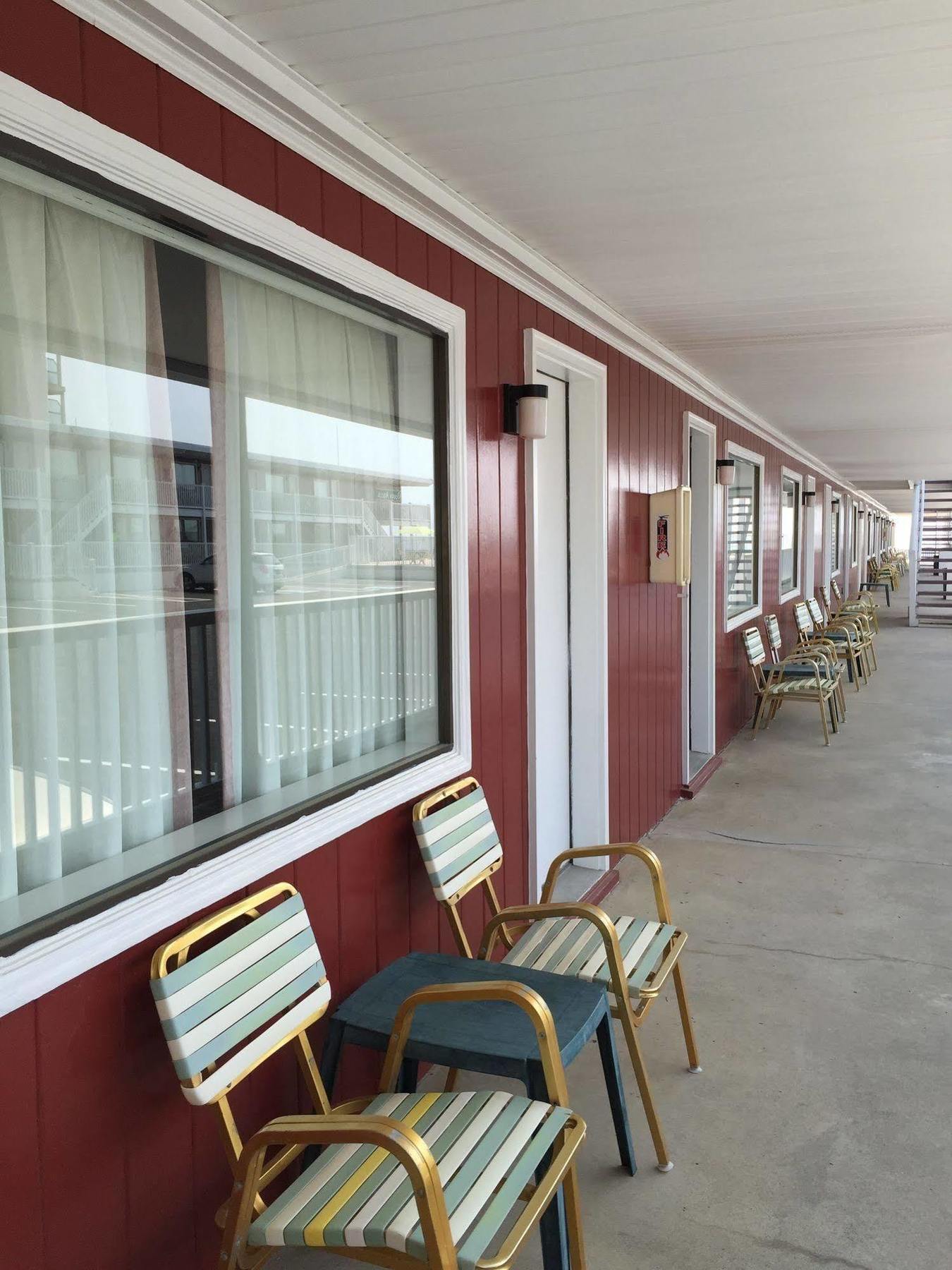 Fish Tales Boardwalk Inn & Ocean Mecca Motel Ocean Stadt Exterior foto
